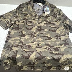 Nice Lightweight Camo Top